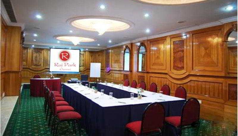 Raj Park Hotel Ченай Екстериор снимка