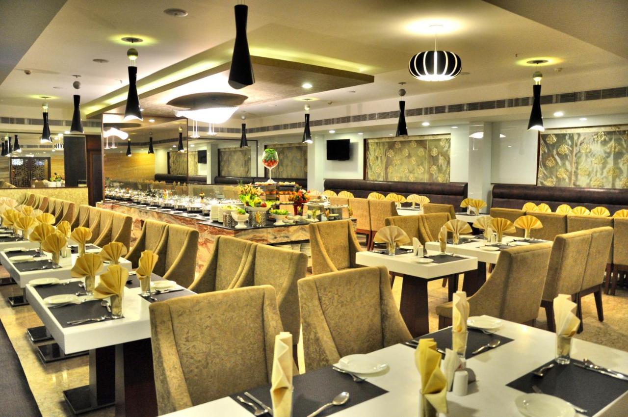 Raj Park Hotel Ченай Екстериор снимка