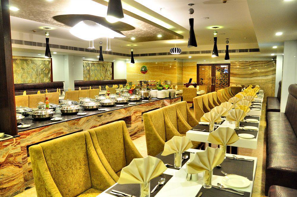 Raj Park Hotel Ченай Екстериор снимка